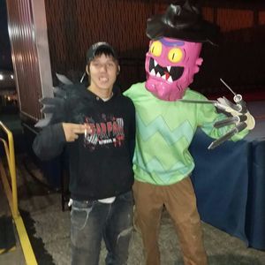 Meet your Posher, Isaac